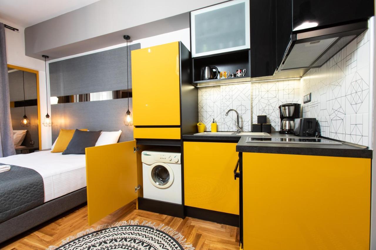 Downtown Luxury Boutique Suites : The Yellow Suite 塞萨洛尼基 外观 照片