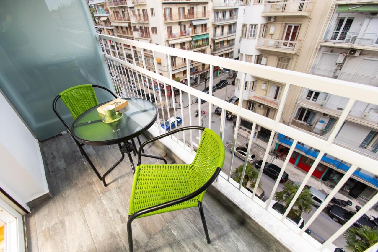 Downtown Luxury Boutique Suites : The Yellow Suite 塞萨洛尼基 外观 照片