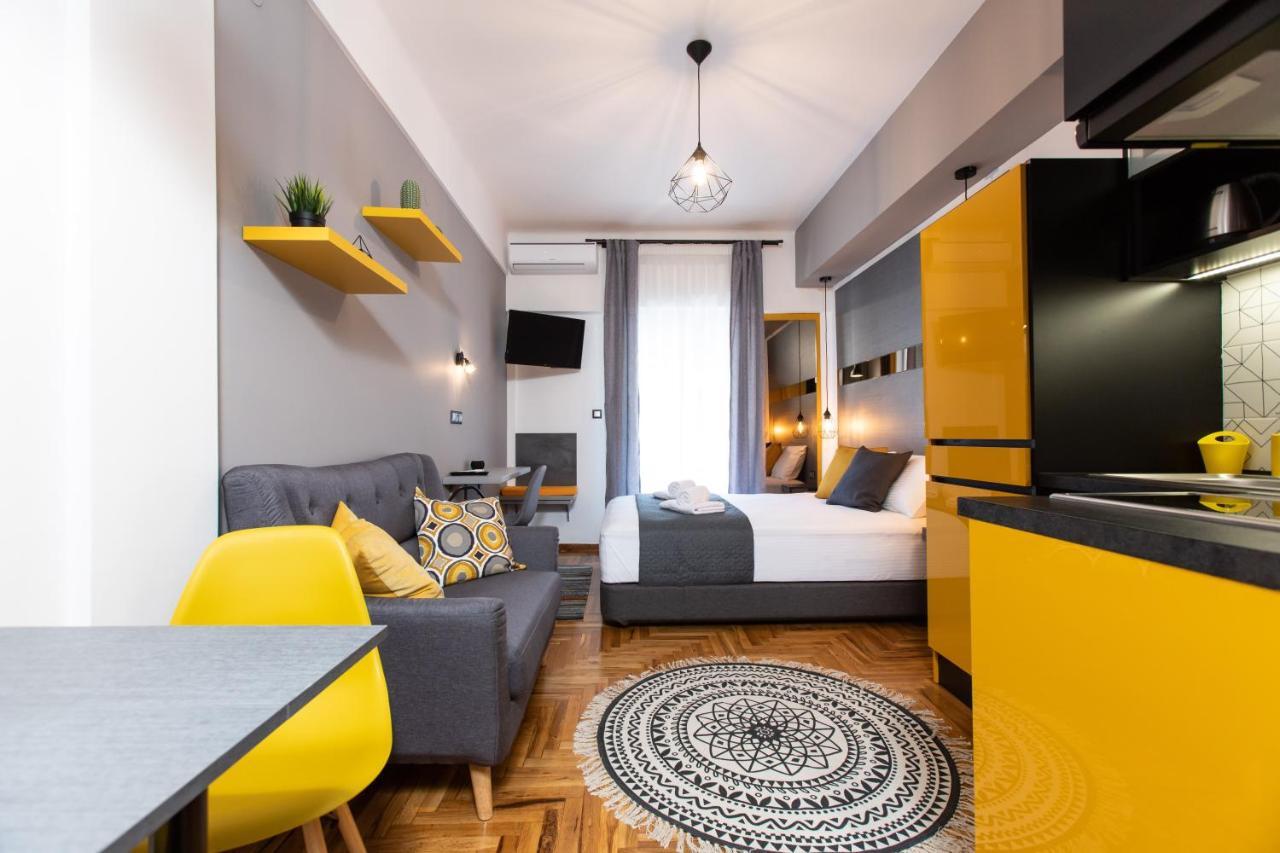 Downtown Luxury Boutique Suites : The Yellow Suite 塞萨洛尼基 外观 照片